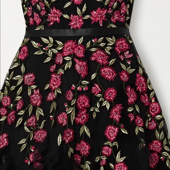 COPY - Dress Marchesa Notte - Picture 5 of 15